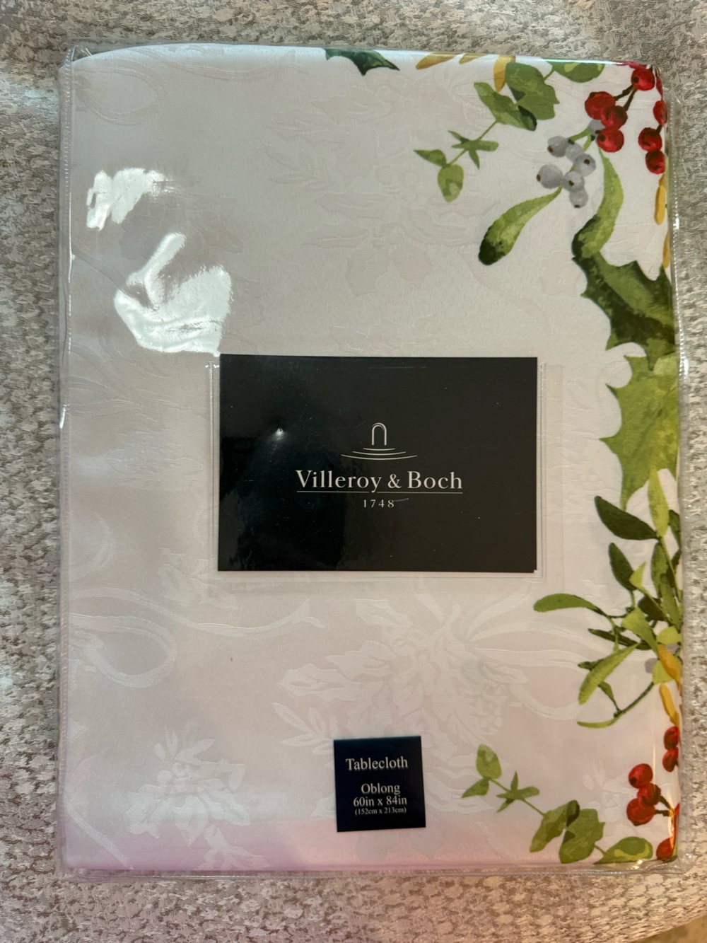 Villeroy & Boch Holly Tablecloth in Red, Green, and Cream Dining Linen